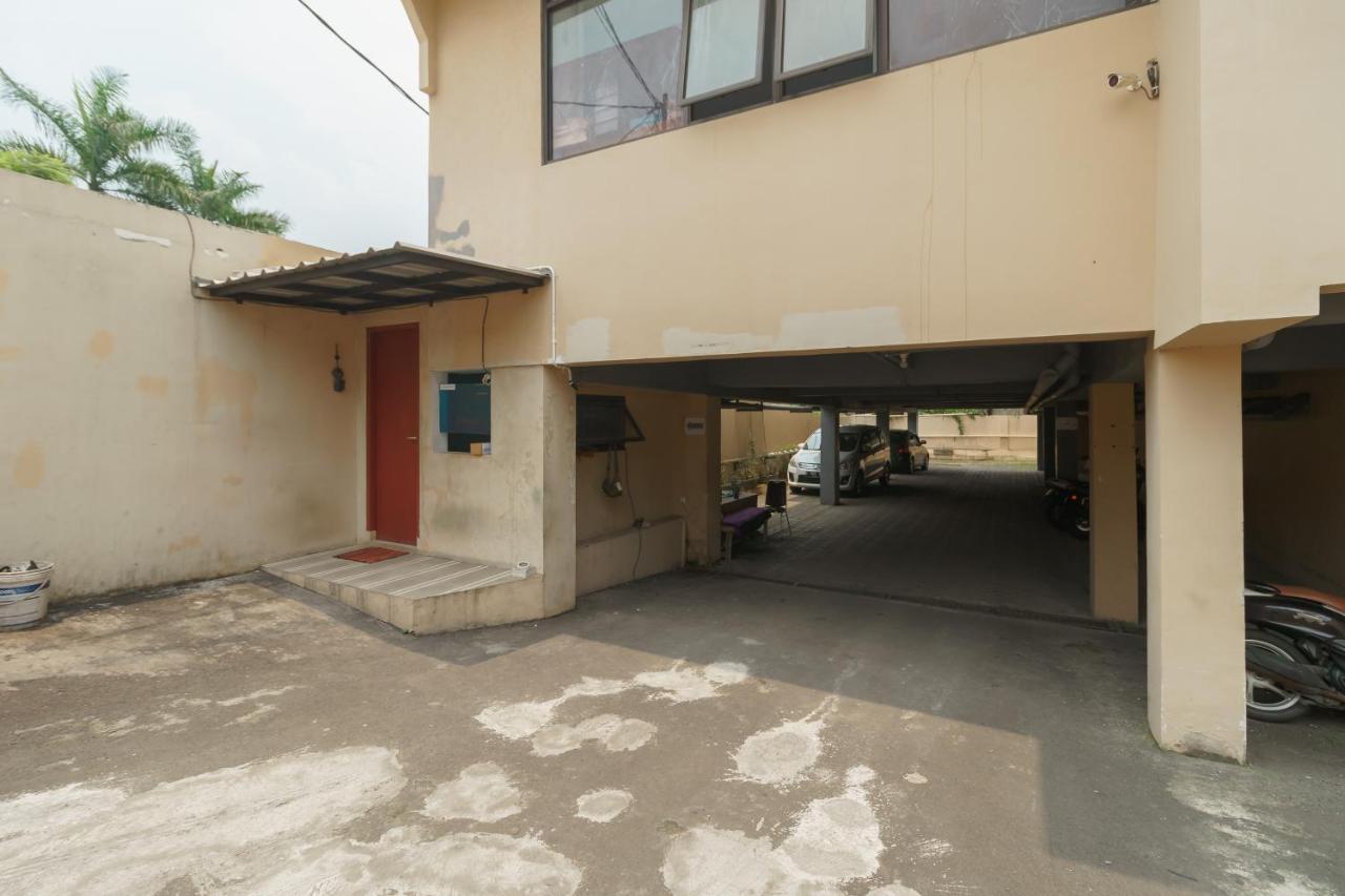 Koolkost Syariah Near Kampus Utama Universitas Budi Luhur Mencil Exterior photo