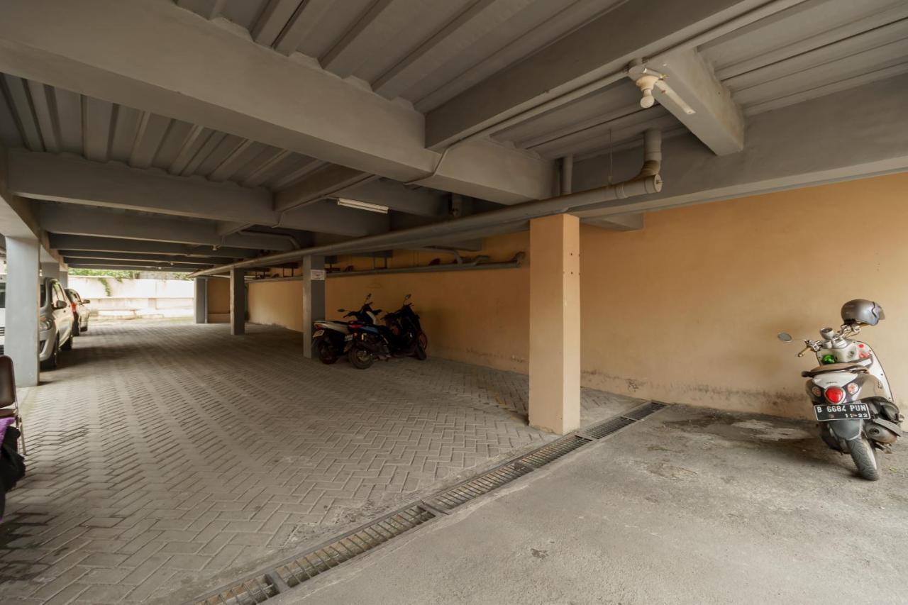 Koolkost Syariah Near Kampus Utama Universitas Budi Luhur Mencil Exterior photo